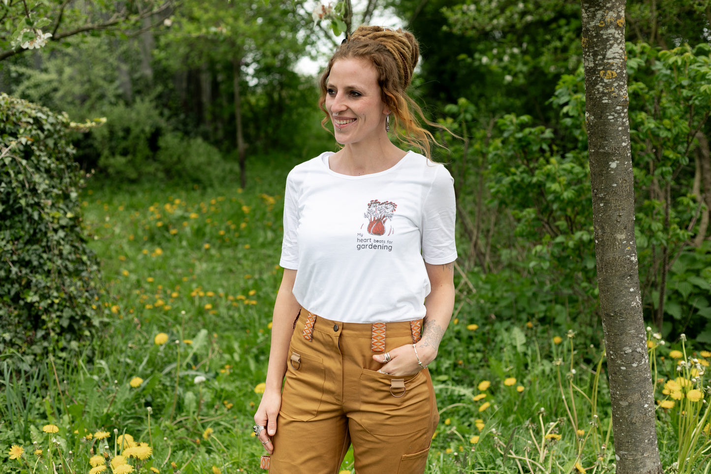 Dona Flora T-Shirt aus Biobaumwolle in Weiss