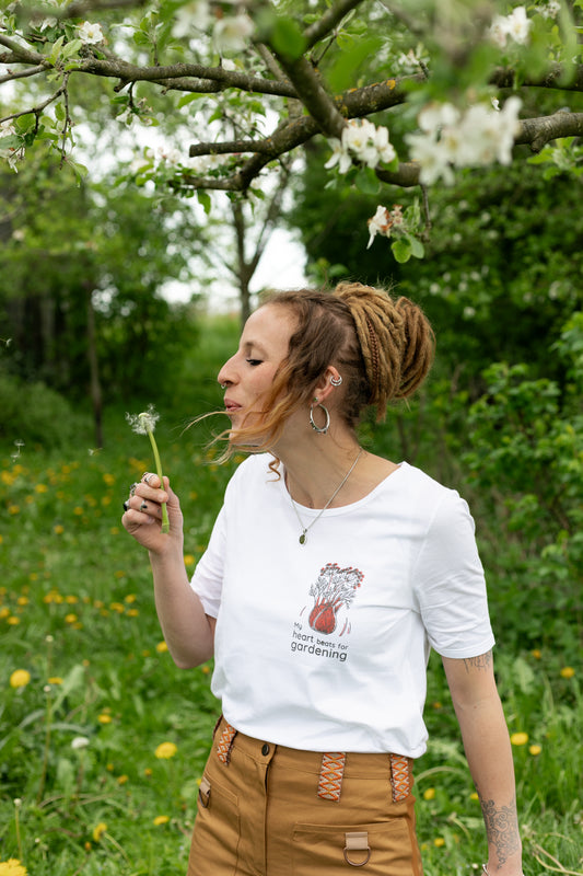 Dona Flora T-Shirt aus Biobaumwolle in Weiss