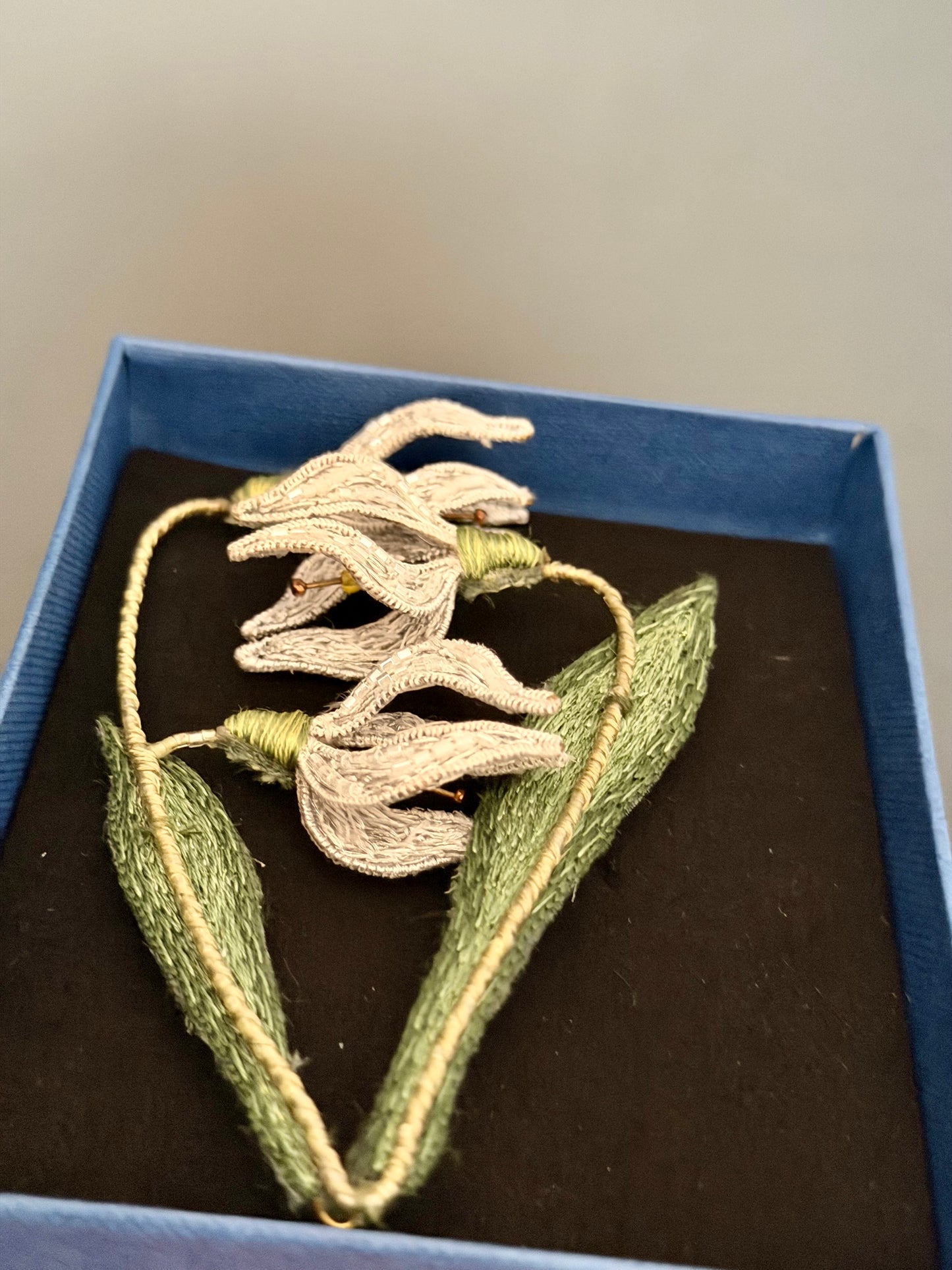 Schneeglöckchen – Snowdrop Flower Brosche