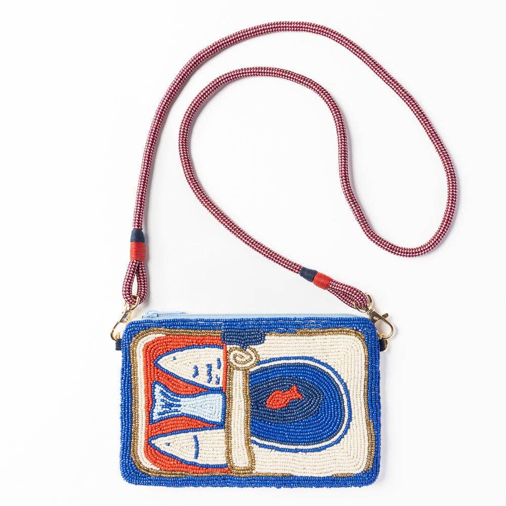 Leila Sardinen-Perlen-Clutch mit Trageschlaufe